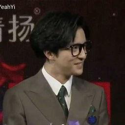 薛之谦火星情报局照片,星光熠熠，魅力四射